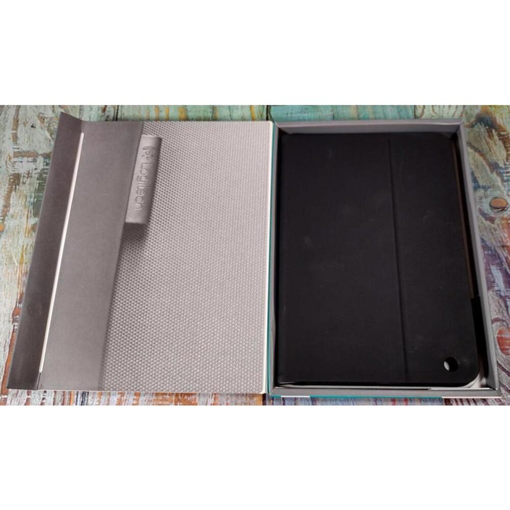 Logitech Folio Mini Case for iPad Mini - Picture 2 of 10